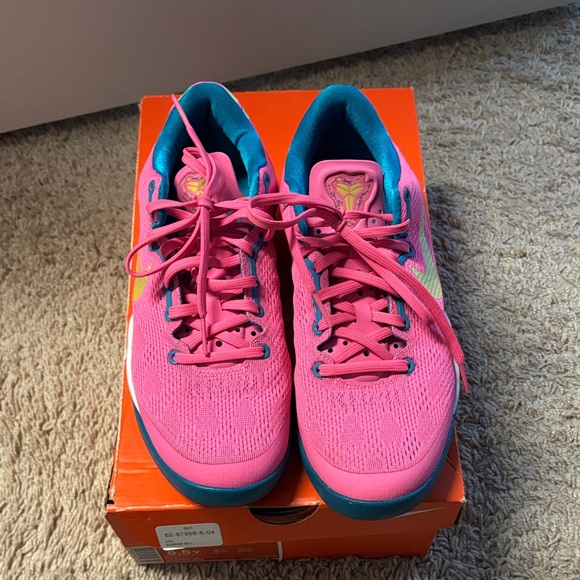 pink kobe 8s